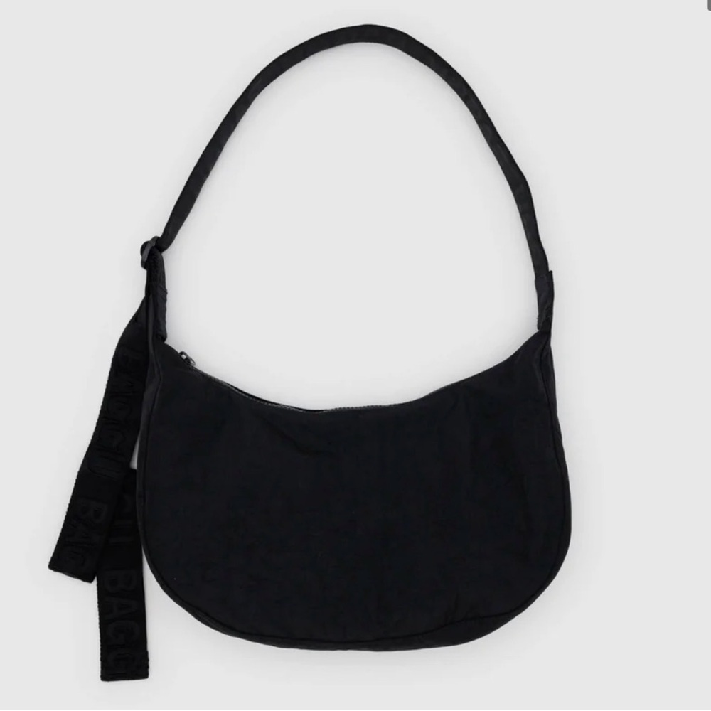 BAGGU Dyed Black Medium Nylon Crescent Bag
